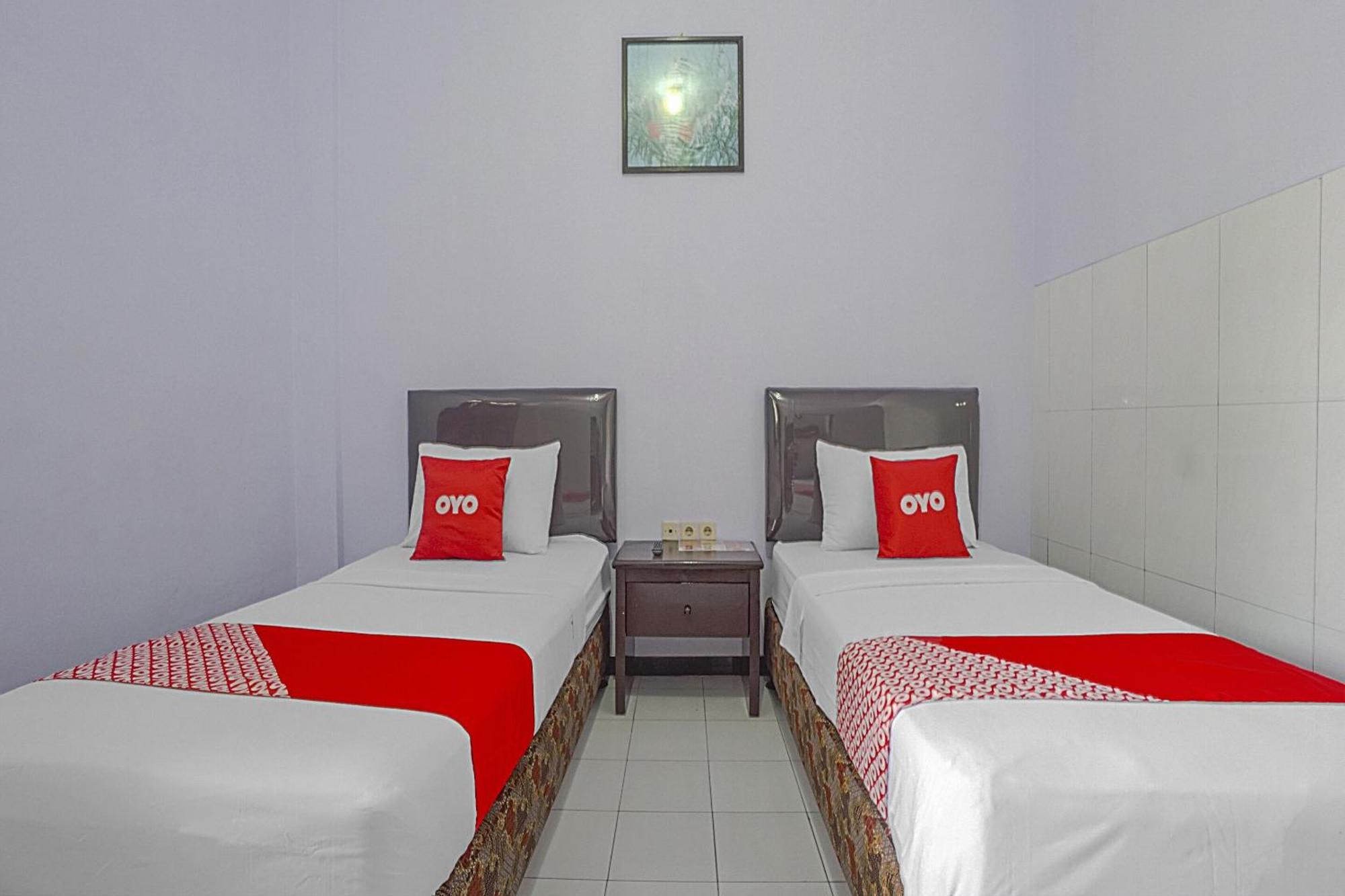 Collection O 90589 Palem Garden Hotel Tulungagung Buitenkant foto