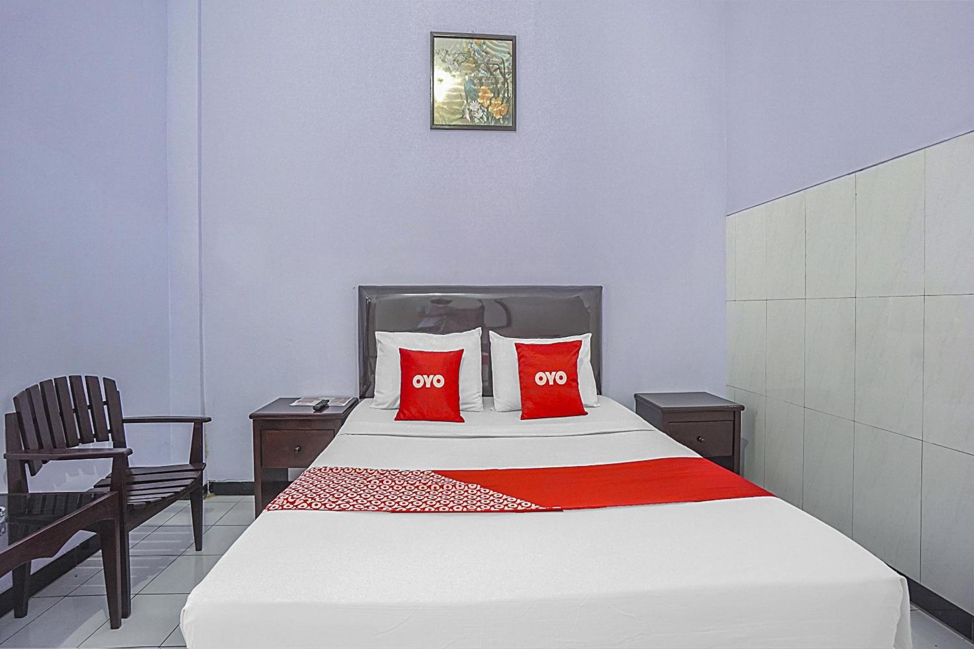 Collection O 90589 Palem Garden Hotel Tulungagung Buitenkant foto