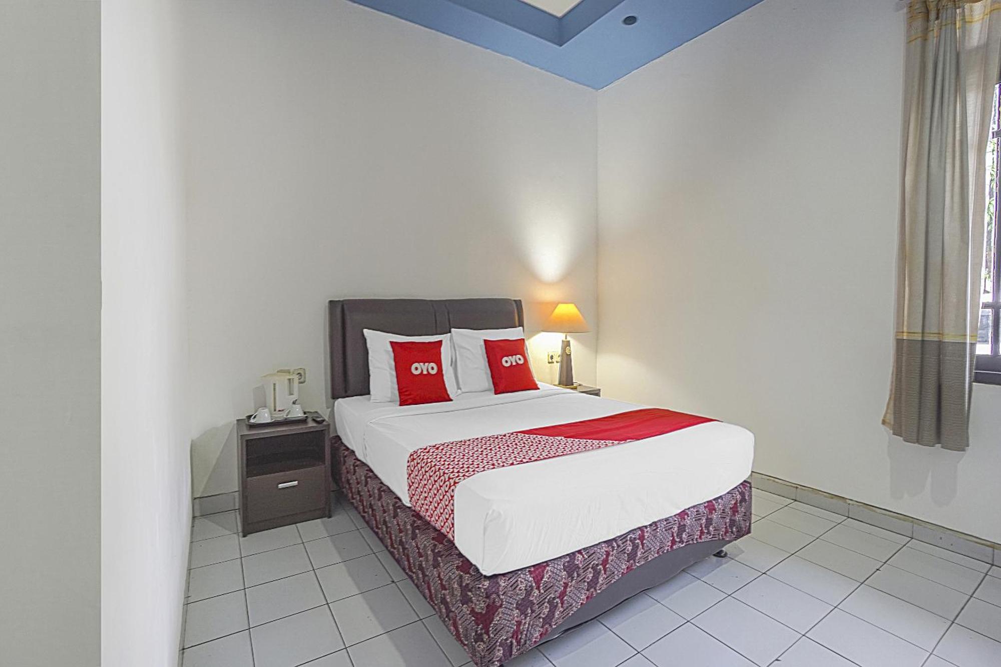 Collection O 90589 Palem Garden Hotel Tulungagung Buitenkant foto